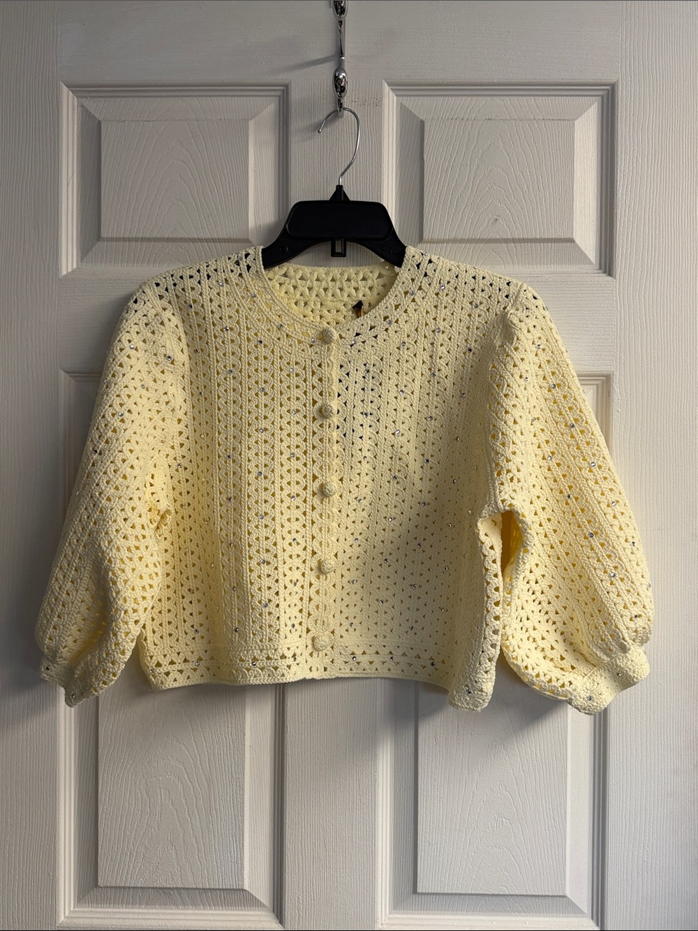 Making Cropped Rhinestone Crochet Cardigan - Picture 4 of 8